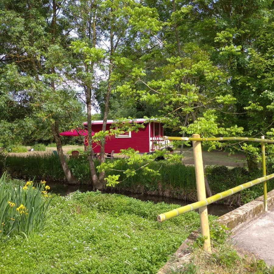 La Roulotte Du Moulin De Palet Villa Baugé Dış mekan fotoğraf