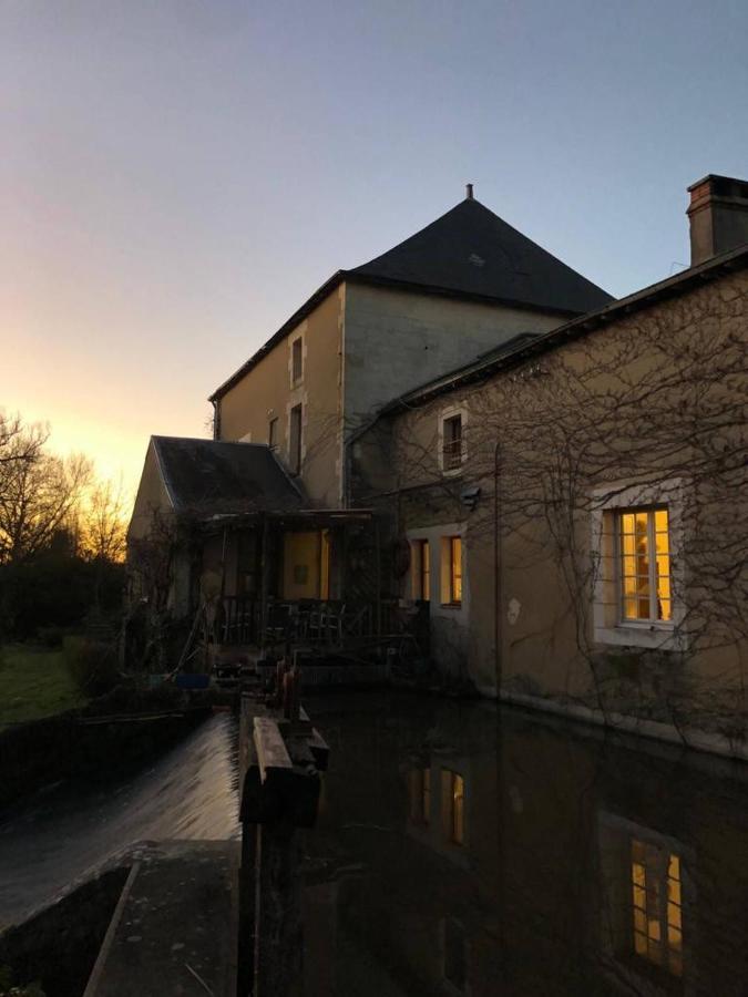 La Roulotte Du Moulin De Palet Villa Baugé Dış mekan fotoğraf